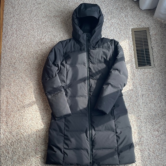 Patagonia Jackets & Blazers - Patagonia Jackson Glacier Down Hooded Parka